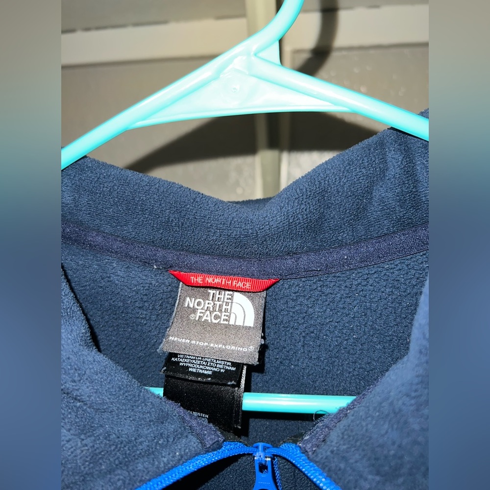 Northface Pullover - image 3
